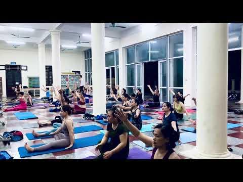 Yoga Kéo Giãn Và Linh Hoạt Cột Sống